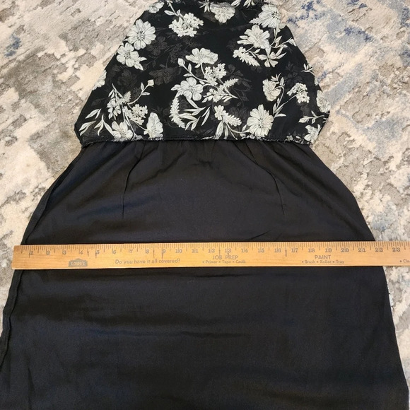 J. Crew midi dress. Ruffle hem. Black white floral. Size 12P - Picture 13 of 15